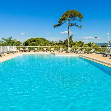 A 500 Metres Des Plages Et Du Port Du Brusc, Les Terrasses Des Embiez Avec Piscine Et *